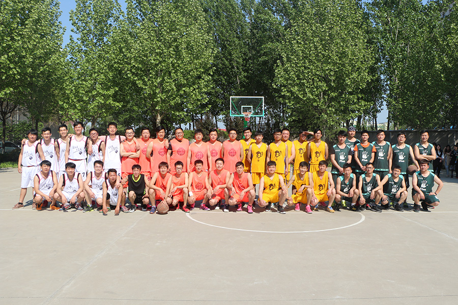 青春無(wú)畏，逐夢(mèng)揚(yáng)威！河南青峰屆“創(chuàng)新杯”員工籃球聯(lián)賽首戰(zhàn)圓滿落幕！